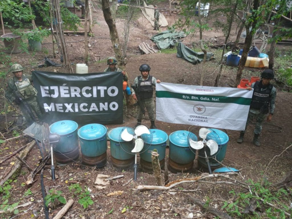 SEDENA-GN localizan y desmantelan 3 narco laboratorios clandestinos en Sinaloa thumbnail