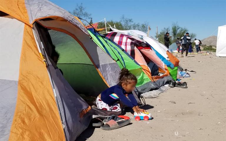 Migrantes comienzan a hacer negocios para sobrevivir en Juárez thumbnail