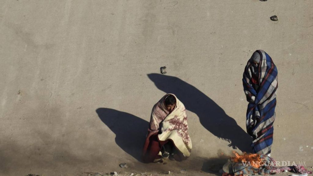 Padecen migrantes hasta -8 grados en Ciudad Juárez thumbnail