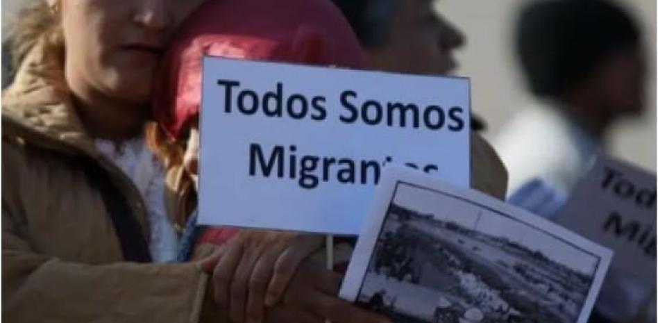 Activistas realizarán viacrucis migrante tras incendio en estación del INM thumbnail