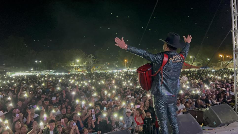 Alameños de la sierraPor qué todos hablan de este grupo norteño thumbnail