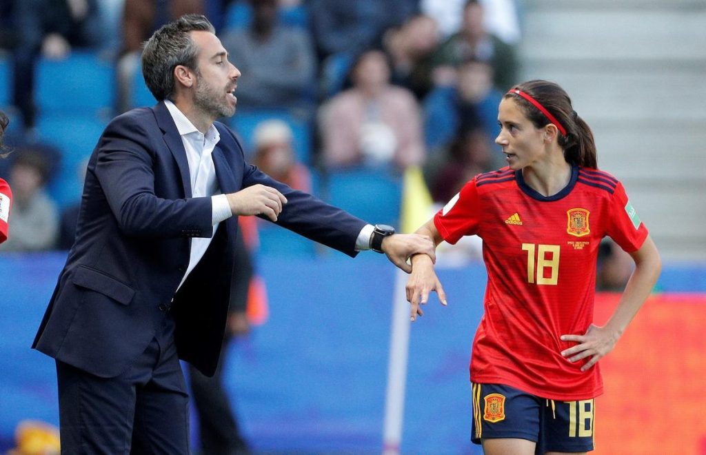 Alexia Putellas y tres de ‘las 15’ vuelven a la selección española en la prelista para el Mundial thumbnail