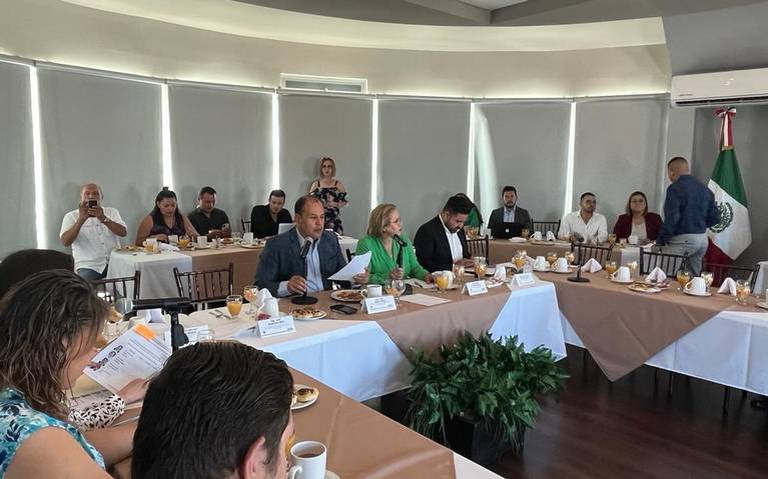 Aprueban reforma que permite reelección de integrantes de mesa directiva del Congreso thumbnail