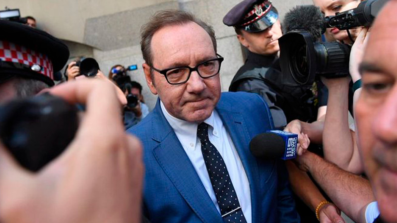Declaran inocente a Kevin Spacey de nueve delitos sexuales thumbnail