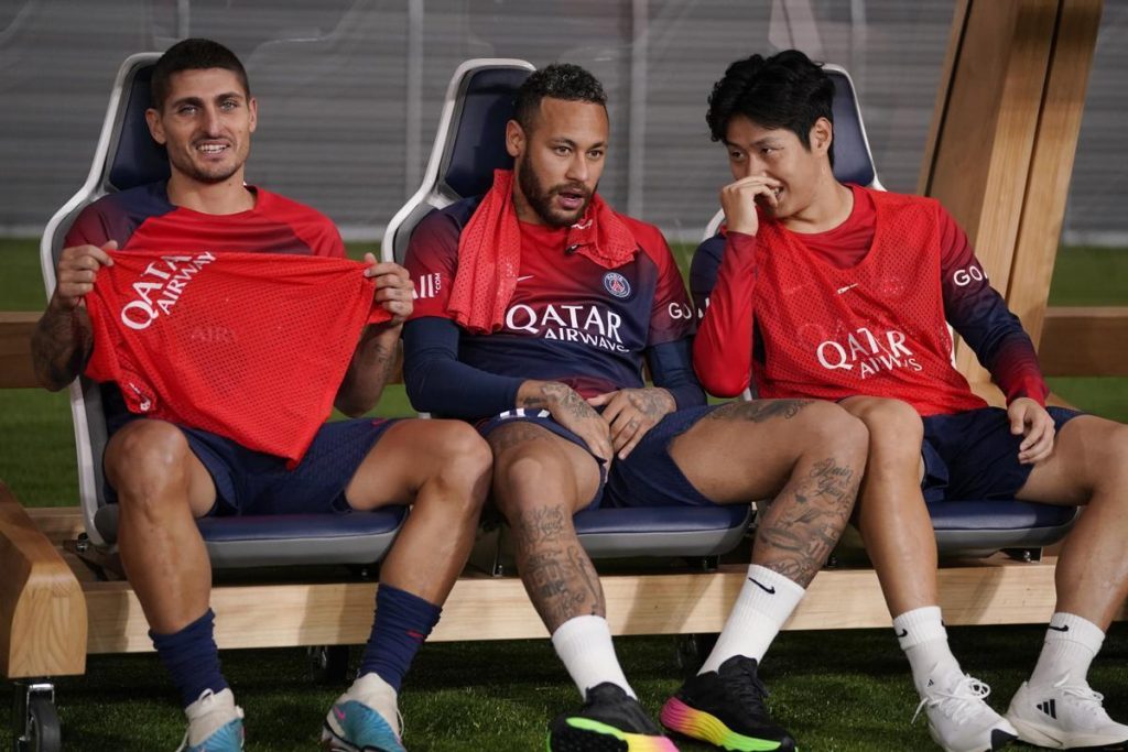 El naufragio del PSG, entre la ruina financiera y el fiasco deportivo thumbnail