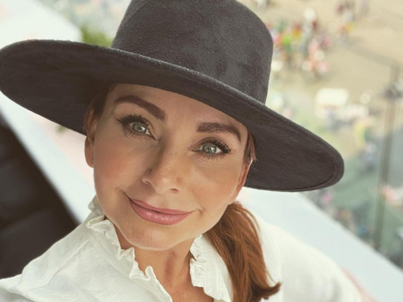Elizabeth Álvarez por fin rompe el silencio sobre infidelidad de Jorge Salinas.jpg thumbnail