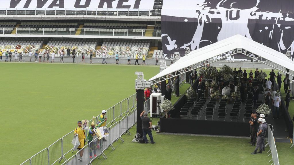 FIFA pide a todos los países del mundo tener un estadio con el nombre de Pelé thumbnail