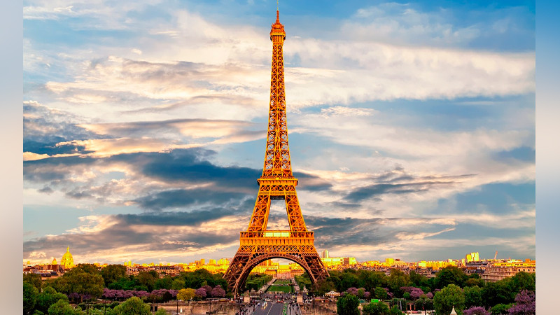 Falsa alarma, actividades regresan a la normalidad en la Torre Eiffel, tras alerta de explosivos thumbnail