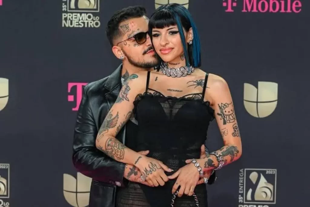 Habrá boda Nodal habla de su relación con Cazzu thumbnail