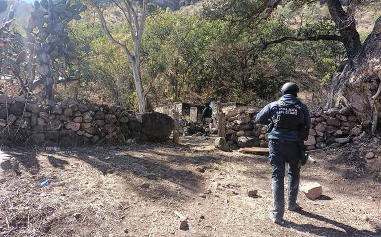 Hombre abatido en Urique portaba uniforme de la AEI thumbnail