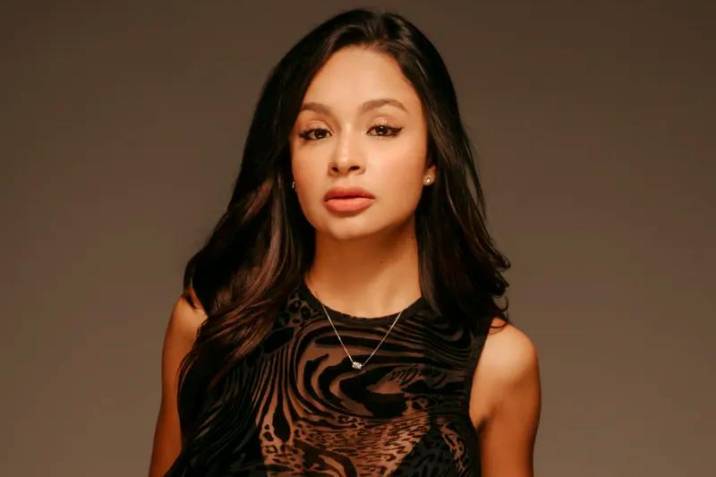 Muere la cantante colombiana Camila Sterling en un hotel de Miami thumbnail