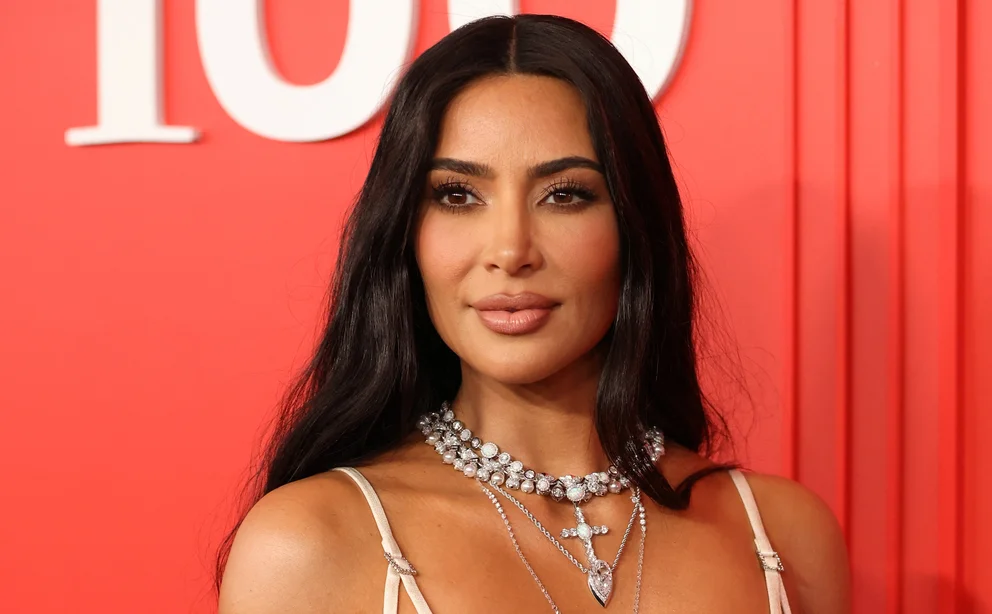 No, no estoy bien las lágrimas de Kim Kardashian en el adelanto de la nueva temporada de su reality thumbnail
