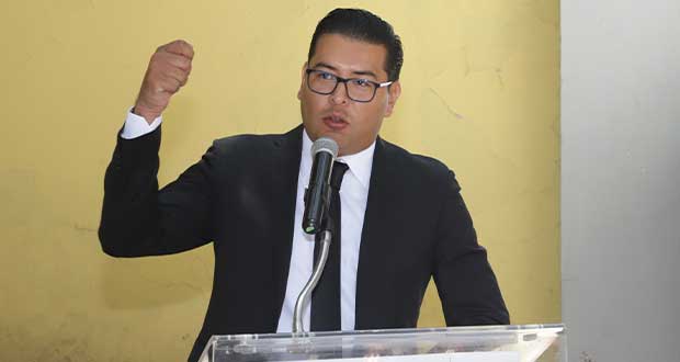 PRI en Puebla también se rebela al PAN Néstor Camarillo alza mano por gubernatura thumbnail