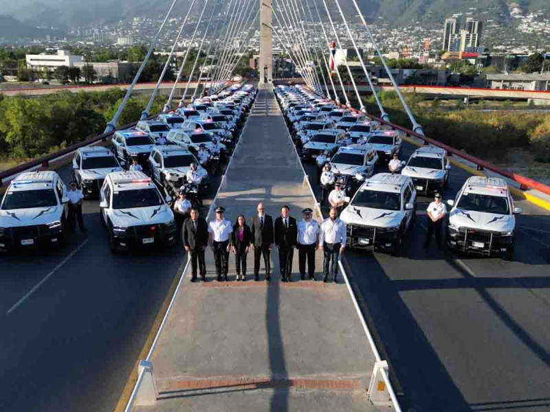 San Pedro renueva parque vehicular de patrullas con 90 nuevas unidades thumbnail