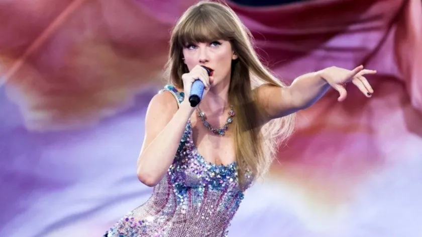 Taylor Swift entrega bonos de 100 mil dólares a todos los trabajadores thumbnail