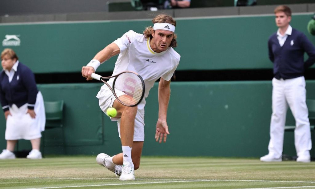 Tsitsipas gana a Khachanov y pasa a su primera final del Abierto de Australia thumbnail