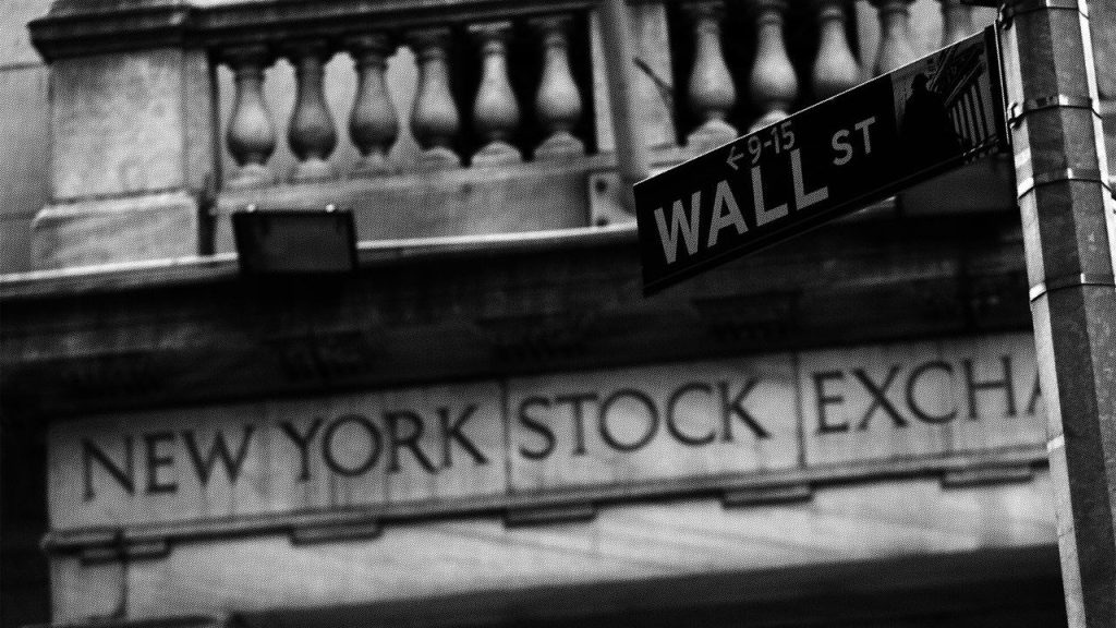 Wall Street cierra en verde a la espera del informe de empleo de marzo en EU thumbnail