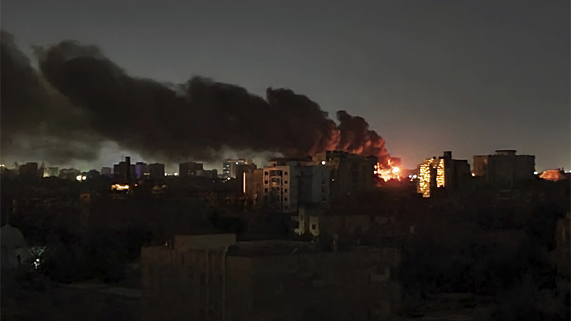 Incendio consume Torre de la Compañía de Petróleo de Sudán del Gran Nilo en medio de conflictos thumbnail