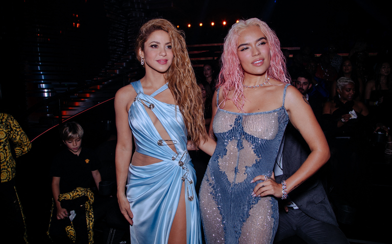 Shakira y Karol G thumbnail