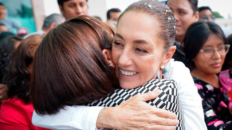 Simpatizantes le dan la bienvenida a Claudia Sheinbaum en Morelia, Michoacán thumbnail