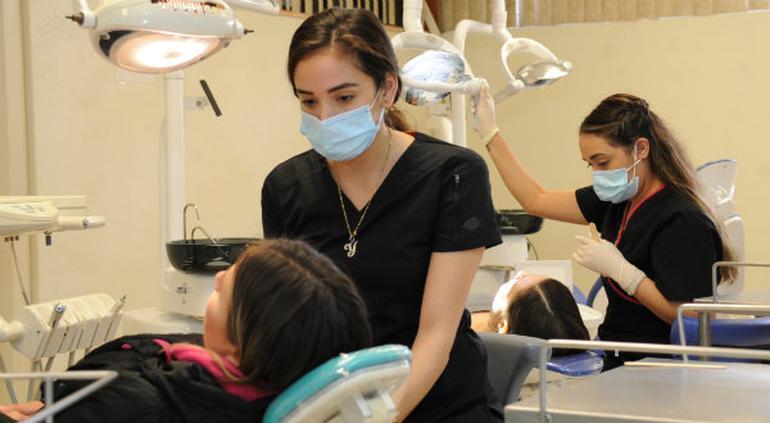Vuelven manifestaciones en Odonto por material e instalaciones dignas thumbnail