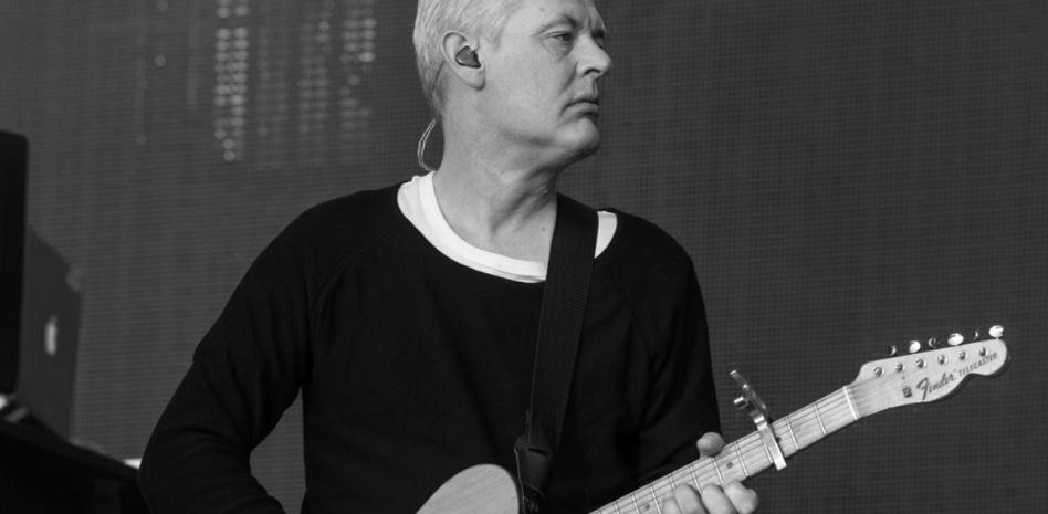 Falleció Angelo Bruschini, el guitarrista de Massive Attack thumbnail