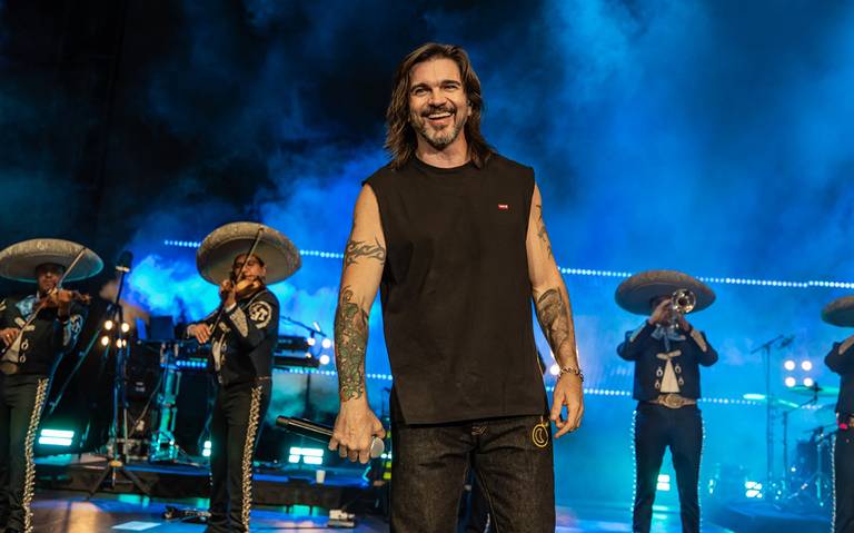 Juanes homenajea a México en su show del Auditorio Nacional thumbnail