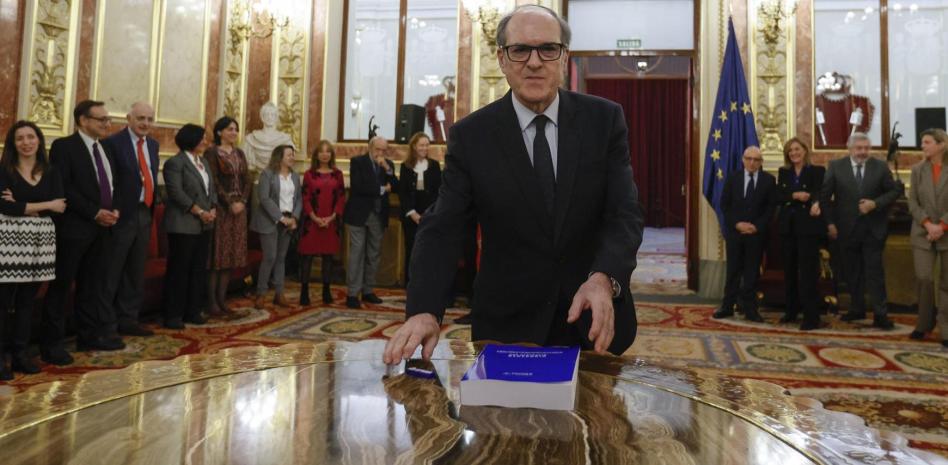 Revelador informe alerta sobre más 445,000 abusos de religiosos en España thumbnail