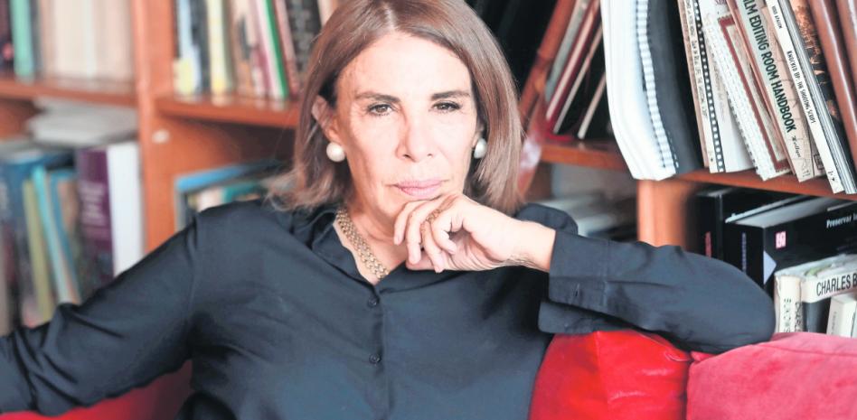 Sabina Berman “El cine es una extensión del teatro, es el teatro por otros medios” thumbnail