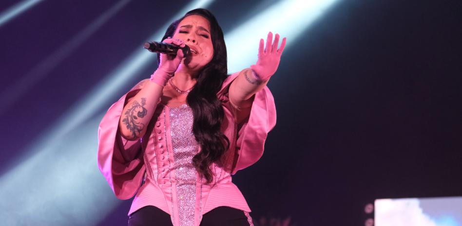Carla Morrison vive noche de profunda emotividad en el Auditorio Nacional thumbnail