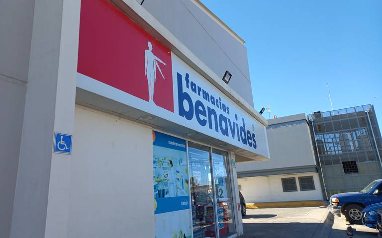 Farmacias inician la venta de vacunas contra Covid-19; se agotan de inmediato thumbnail