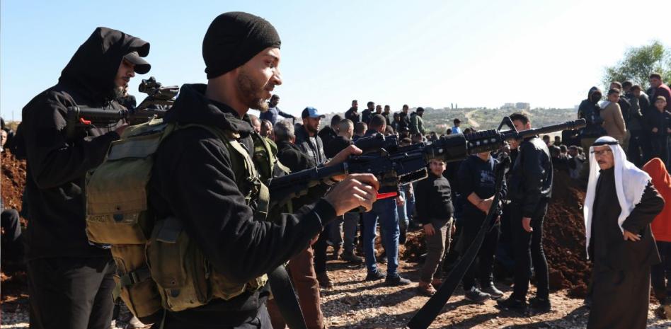 Ejercito israelí encuentra fábrica de armas de Hamás en Gaza thumbnail