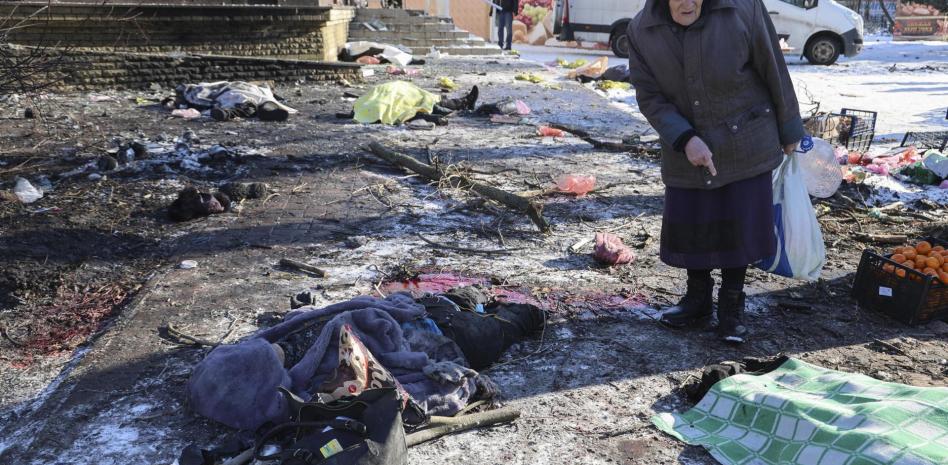El Kremlin acusa a Kiev de masacre de civiles en la ciudad prorrusa de Donetsk thumbnail