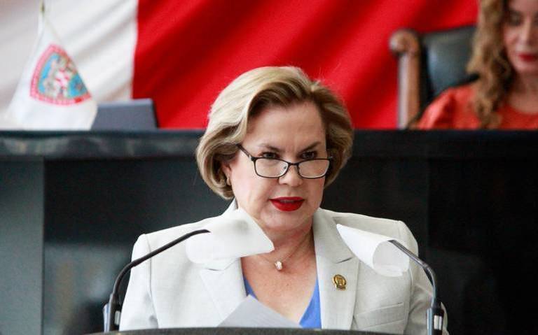 Reitera Adriana Terrazas su compromiso para sacar adelante la Reforma Constitucional thumbnail