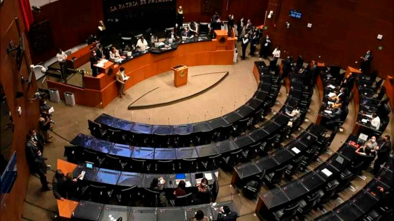 Avanza en Senado iniciativa para aumentar aguinaldo mínimo de 15 a 30 días thumbnail