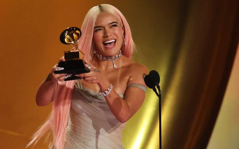 El español domina en plataformas artistas como Shakira, Karol G posicionó al idioma thumbnail