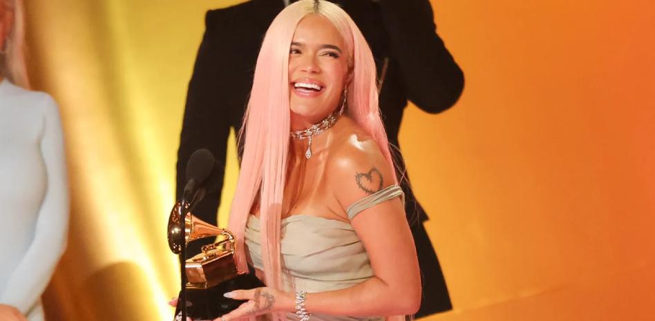 Karol G gana su primer Grammy anglo por ‘Mañana será bonito’ thumbnail