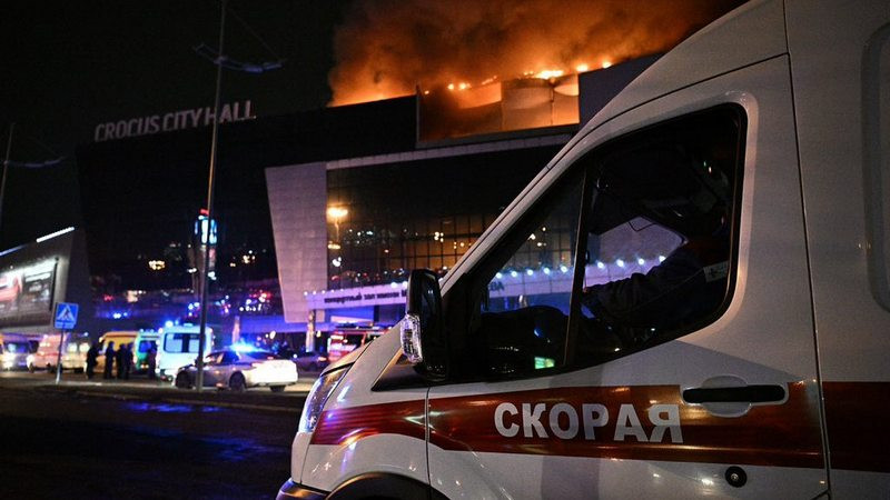 Ataque armado en Moscú, Rusia, deja al menos 40 muertos y 100 heridos thumbnail