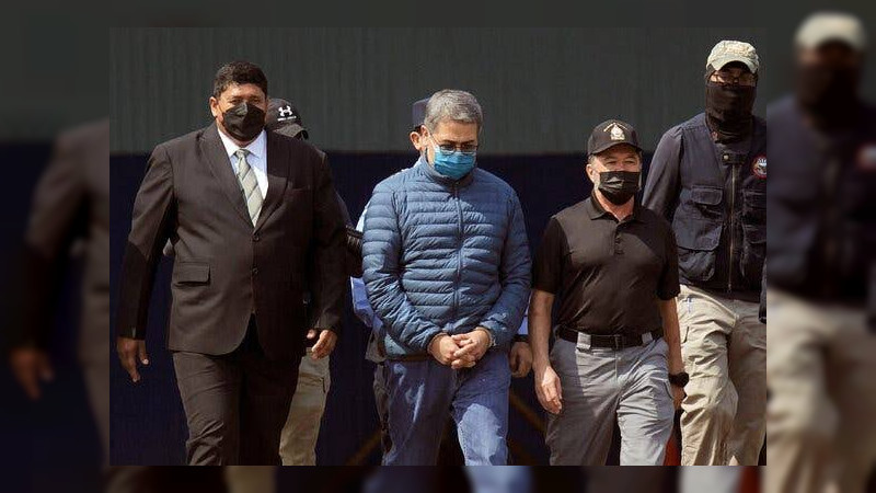 Hallan culpable en EEUU a expresidente de Honduras Juan Orlando Hernández de tráfico de droga y armas thumbnail