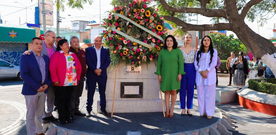 Texcoco conmemora el CCXVIII aniversario del natalicio de Benito Juárez thumbnail