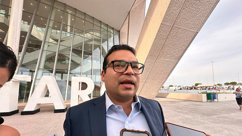 Todos los días llegan 300 comerciantes ambulantes al Centro Histórico de Querétaro thumbnail
