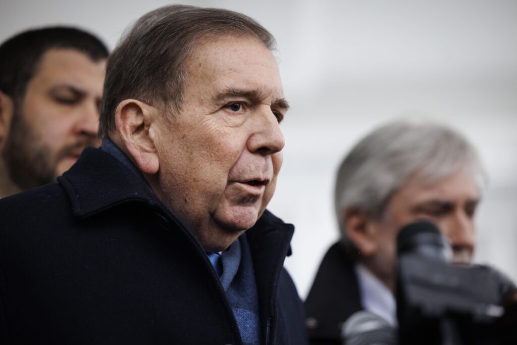Venezuelan opposition leader Edmundo Gonzalez Urrutia visits White House thumbnail