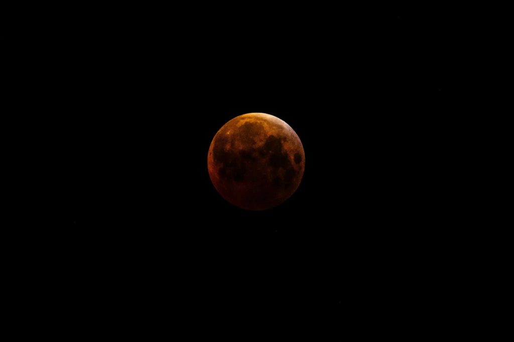 05hs-blood-moon-wpkq-superjumbo-Iu7pbgWZ2 thumbnail