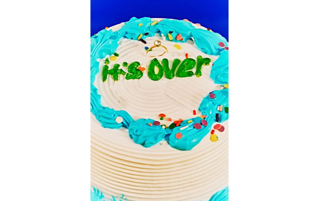 over-YyRumed5r thumbnail