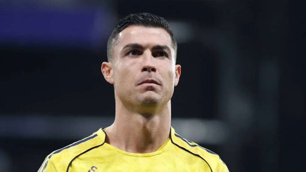 cristiano-ronaldo-153940-LRw5hjDBT thumbnail
